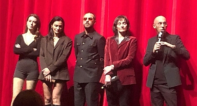 Altın Portakal Nişanı’nı Taşıyan Saadet Işıl Aksoy ‘Confidente’ Filmiyle Berlin’deydi