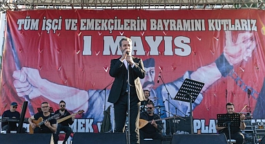 Başkan Abdullah Özyiğit, 1 Mayıs’ta emekçilerle yürüdü