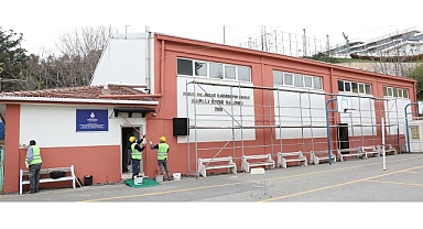 İBB, Okul Spor Salonlarını Yeniliyor