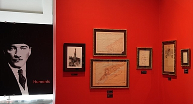 “Karanlıkta Akan Bir Yıldız: Mustafa Kemal Atatürk” sergisi İstanbul’da açıldı