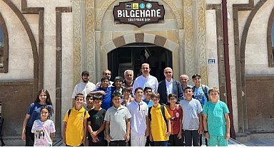Başkan Altay ve Başkan Pekyatırmacı Bilgehane’de Yaz Etkinliklerine Katılan Öğrencilerle Buluştu