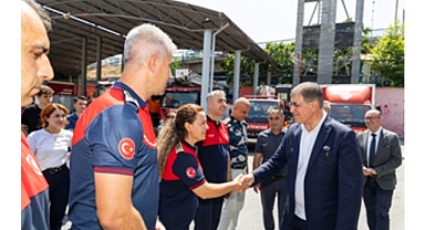 Başkan Tugay’dan ateş savaşçılarına teşekkür ziyareti
