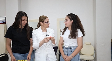 Başkan Vekili Abiş’ten KO-MEK yaz kurslarına ziyaret