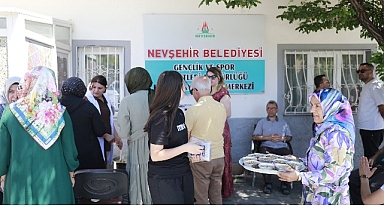 Bolluk ve Bereketin Sembolü Aşure İkram Edildi