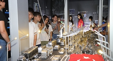 Canik Belediyesi’nin 15 Temmuz Müzesine Ziyaretçi Akını