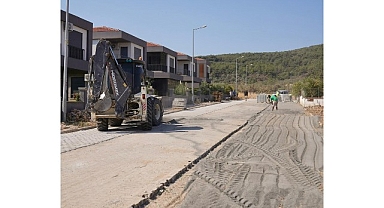 Cunda (Alibey) Adası’nda Yol Yenileme Çalışmaları