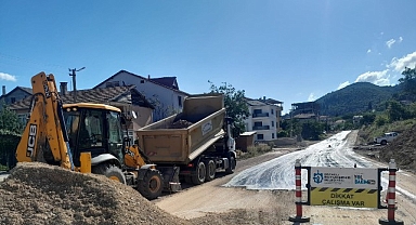 Karamürsel Ereğli Mahallesi’nde yeni yol konforu