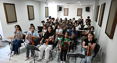 Kemer Belediyesi sokak hayvanları için konser düzenleyecekKemer Belediyesi sokak hayvanları için konser düzenleyecek
