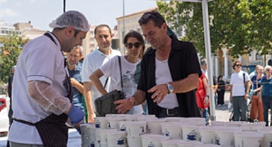İzmir’de Muharrem ayı bereketi