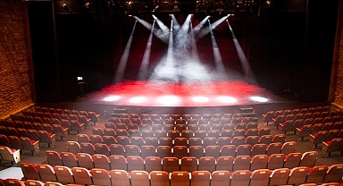 Fişekhane’de sahne ışıkları Ekim’de de parlıyor